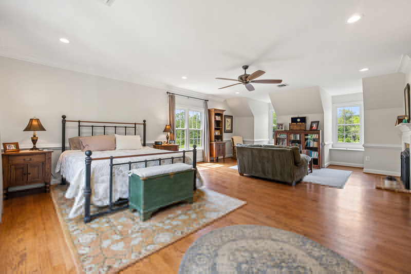 Kent dining room