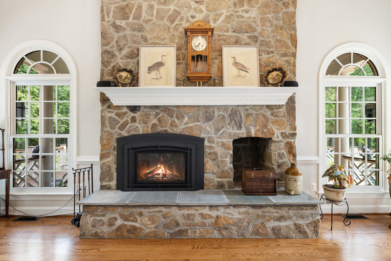 Kent dining room